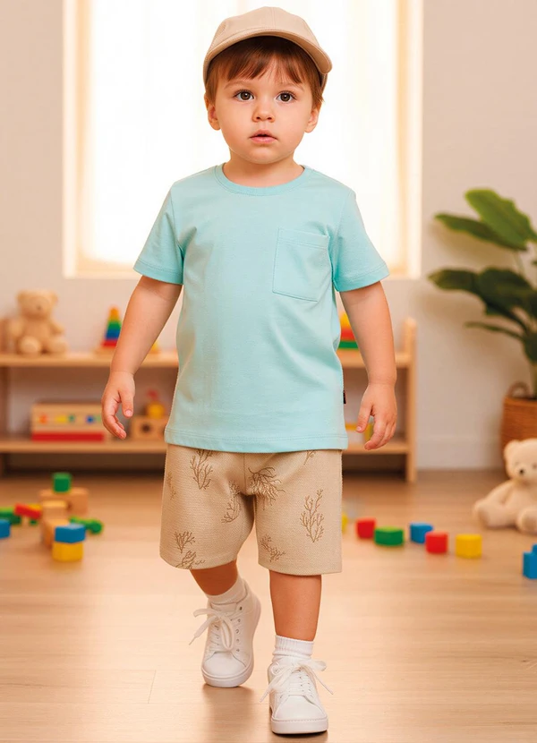 - Conjunto com Camiseta Verde 3