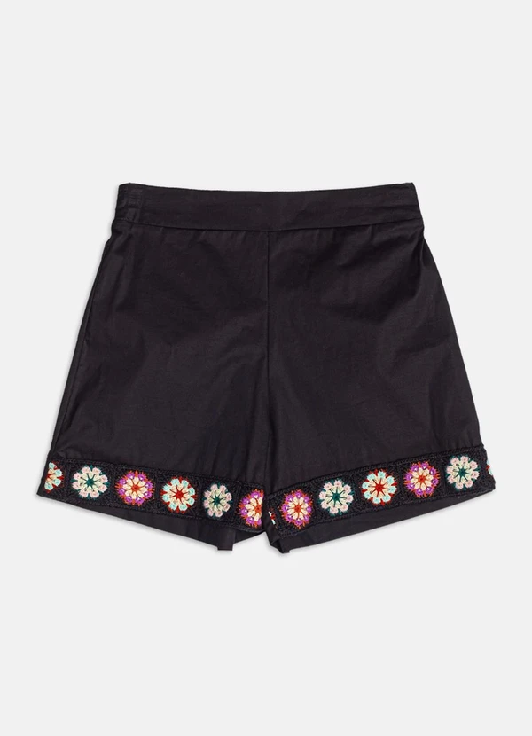 Authoria - Conjunto com Flores em Crochê Preto 4