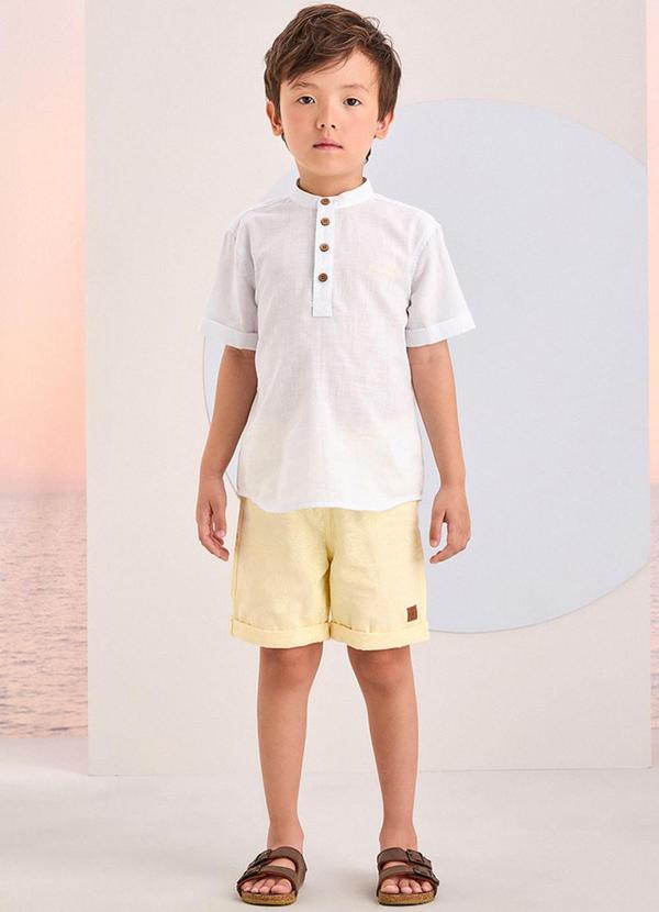 Youccie - Conjunto Social Amarelo com Bordado Off White