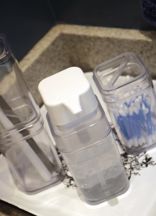 Lar e Lazer - Porta Sabonete Liquido Lux 300 Ml 6