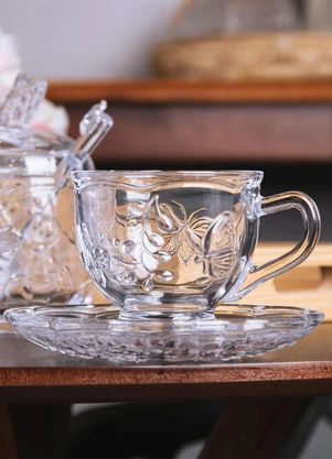 Lar e Lazer - Xícara de Chá com Pires New Butterfly 20cm - LAR E LAZER