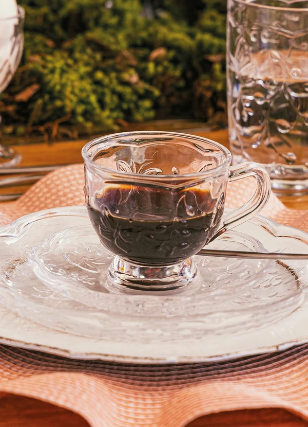 Lar e Lazer - Xícara de Chá com Pires New Butterfly 20cm 3