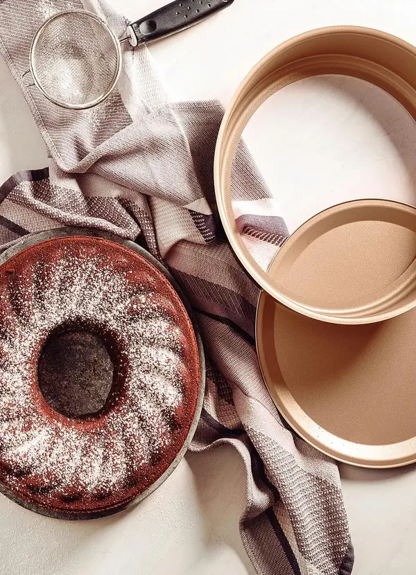 Tramontina - Forma com Fundo Removível Vermelha 1 Peça 8