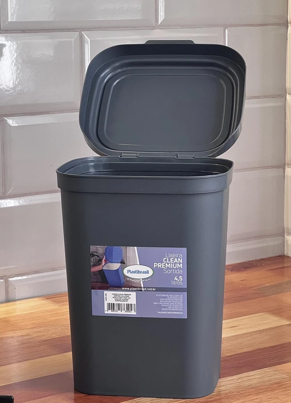 Lar e Lazer - Lixeira Clean Sortida 4,5 Litros 4