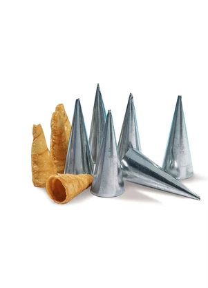 Lar e Lazer - Kit Formas de Canudinho Em Flandres 12 Peças - LAR E LAZER