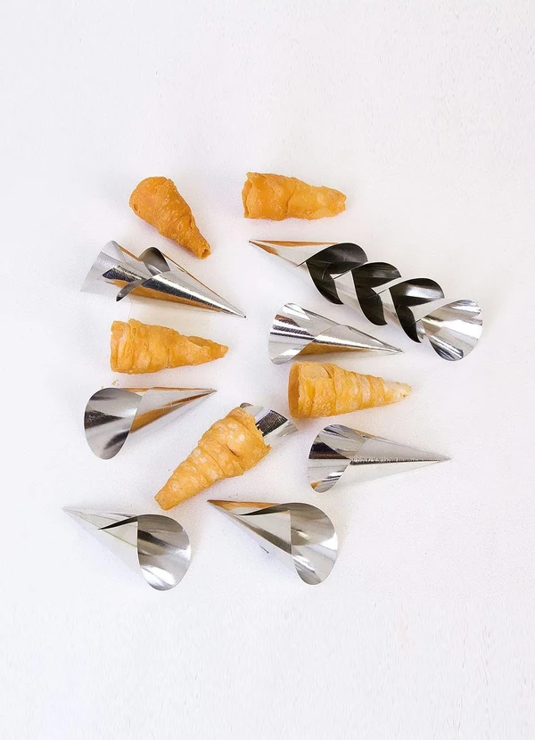 Lar e Lazer - Kit Formas de Canudinho Em Flandres 12 Peças 4