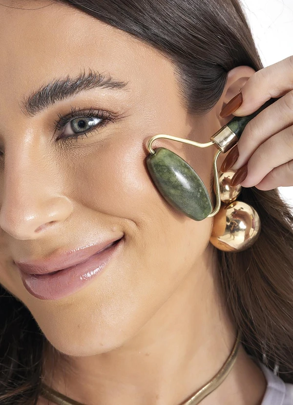 Lar e Lazer - Mini Rolo Massageador Facial 3